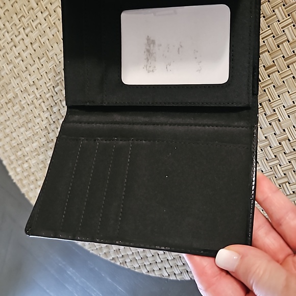 Wallet - Picture 4 of 5